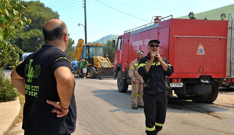 Έμφραγμα στην Αθηνών – Λαμίας από φορτηγό που καίγεται