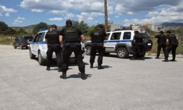 Τέσσερις συλλήψεις στη Θεσσαλονίκη για παράνομες διακινήσεις αλλοδαπών