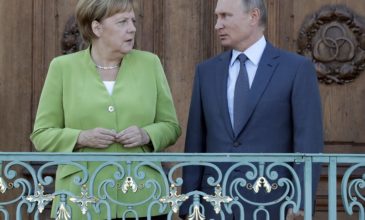 Μέρκελ: Απαραίτηση η συνεργασία με τη Ρωσία