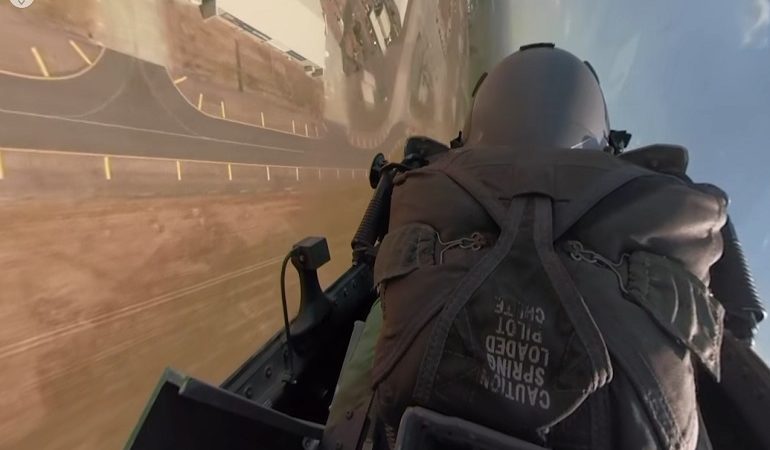 Εμπειρία θέας 360 μοιρών από το πιλοτήριο ενός ελληνικού F-16