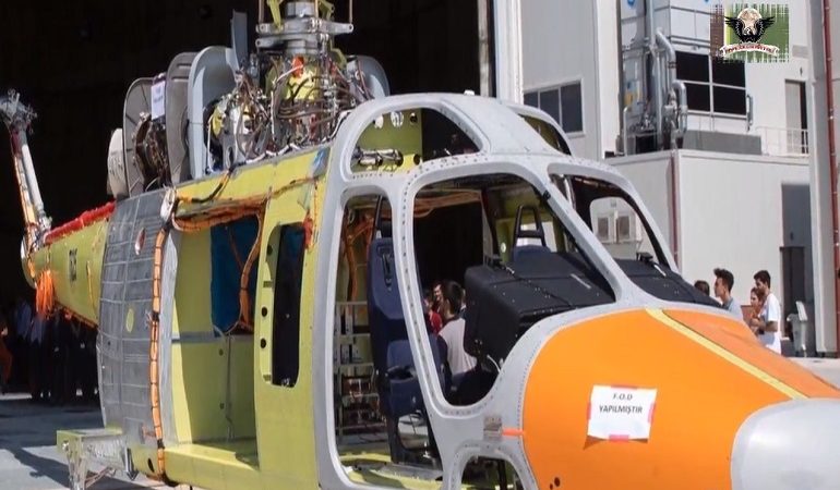 Η Τουρκία παρουσίασε νέο μεταγωγικό ελικόπτερο