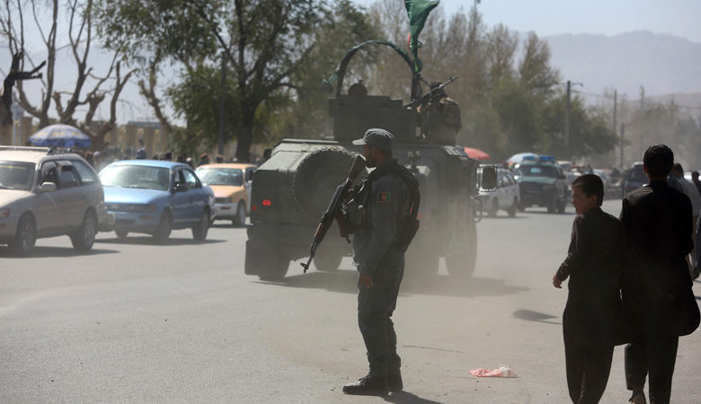 Τουλάχιστον 16 οι νεκροί από την επίθεση αυτοκτονίας στο Αφγανιστάν