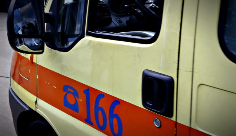 Σοκαριστικό ατύχημα στην Εύβοια: Πόδι 4χρονου συνεθλίβη κάτω από τις ρόδες του αυτοκινήτου του πατέρα του
