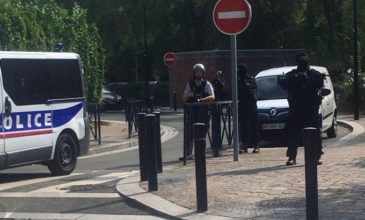 Δύο νεκροί από επίθεση με μαχαίρι στο Παρίσι