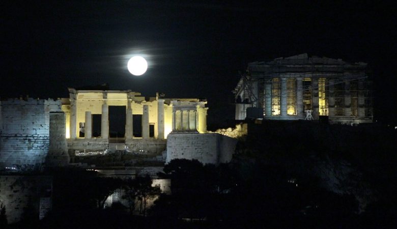 Αυγουστιάτικη πανσέληνος σε μουσεία και αρχαιολογικούς χώρους