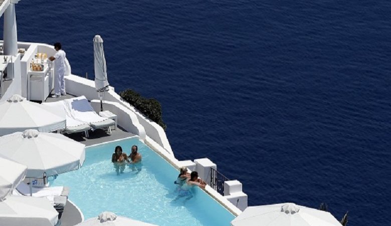 ΣΕΤΕ: Yψηλών εισοδημάτων oι τουρίστες που επιλέγουν την Ελλάδα