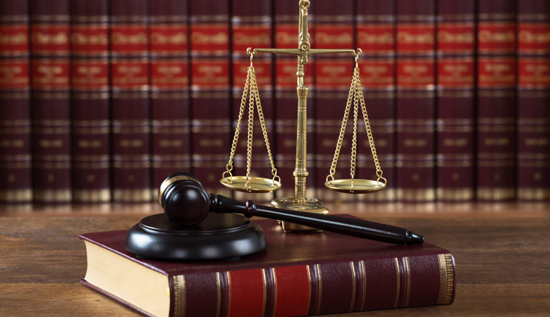 Κορονοϊός: «Να υπαχθούν στα μέτρα στήριξης και οι ασκούμενοι δικηγόροι»