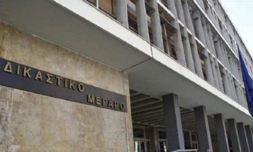 Φάρσα αποδείχθηκε το τηλεφώνημα για βόμβα στα δικαστήρια στη Θεσσαλονίκη