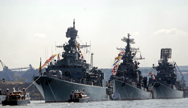 Γέμισε η Ανατολική Μεσόγειος με ρωσικά πολεμικά, ανησυχεί η Δύση