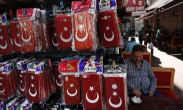 Τους υποψήφιους του Ερντογάν για Κωνσταντινούπολη και Άγκυρα στηρίζουν οι Εθνικιστές