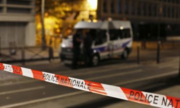Επτά τραυματίες από επίθεση με μαχαίρι στο Παρίσι