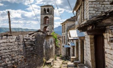 Το ελληνικό χωριό που ο χρόνος μοιάζει να έχει σταματήσει
