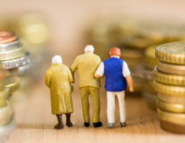 Συντάξεις Μαΐου: Ποιοι συνταξιούχοι πάνε ταμείο σήμερα