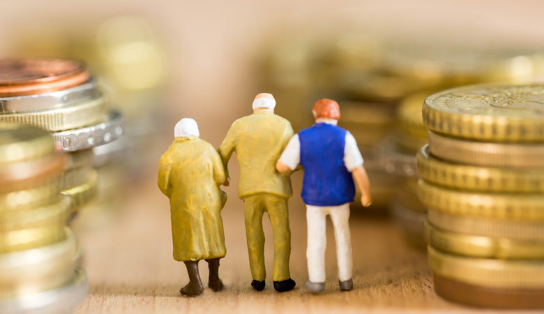 Συντάξεις Μαΐου: Ποιοι συνταξιούχοι πάνε ταμείο σήμερα