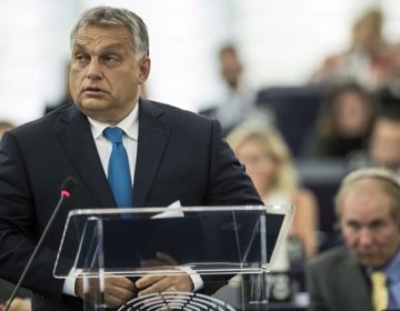 Άτοκα δάνεια υπόσχεται ο Όρμπαν για να αυξήσει τις γεννήσεις