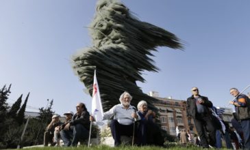 Επιχείρηση εξαφάνισης της περικοπής των συντάξεων από το προσχέδιο του προϋπολογισμού