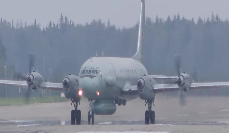 Το κατασκοπευτικό Il-20 των Ρώσων που καταρρίφθηκε στη Συρία
