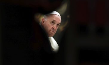 «Ελαφρά ασθενής» ο Πάπας Φραγκίσκος