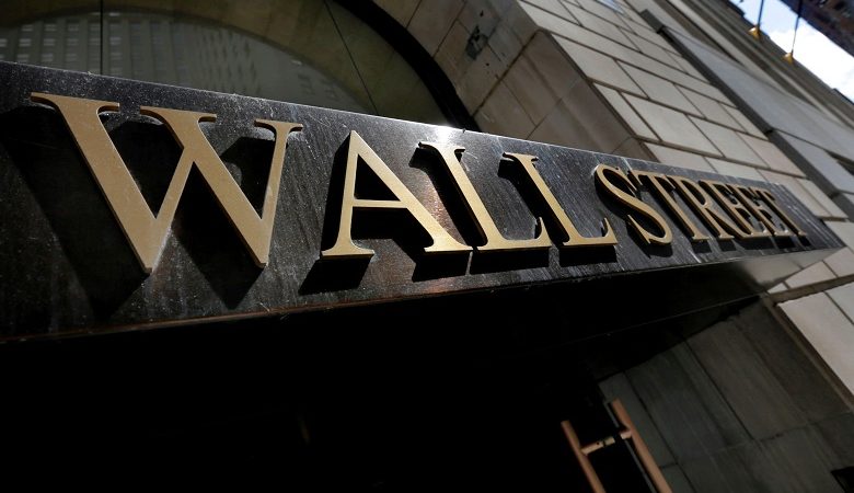 ΗΠΑ: Επιθέσεις και αιχμηρές ανακοινώσεις κατά των επενδυτικών ταμείων της Wall Street και τις πλατφόρμες συναλλαγών