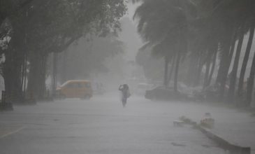 Σφοδρή καταιγίδα πλήττει τη Μαγνησία