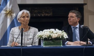Μεγάλωσε το δάνειο της Αργεντινής στο ΔΝΤ, στα 57 δισ. δολάρια