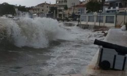 Συναγερμός στον κρατικό μηχανισμό για την επέλαση του μεσογειακού κυκλώνα