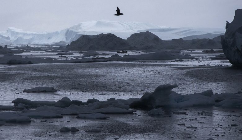 SOS από επιστήμονες: Η κλιματική αλλαγή προκαλεί «μη αναστρέψιμο» λιώσιμο πάγων στην Ανταρκτική