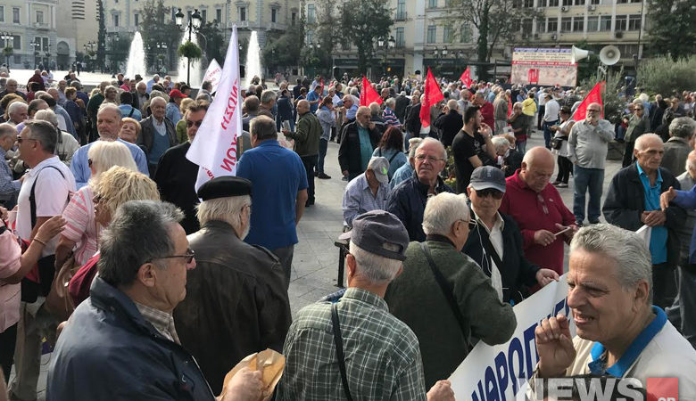 Στους δρόμους σήμερα οι συνταξιούχοι για κατώτατη σύνταξη 600 ευρώ