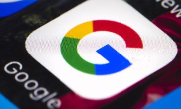 Αποχωρεί ο επικεφαλής που φέρνει στη Google τα 9 στα 10 δολάρια των εσόδων της