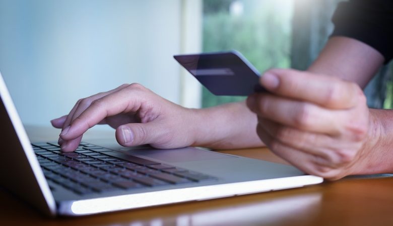Πρόστιμο 70.000 ευρώ σε e-shop για απάτη σε βάρος καταναλωτών