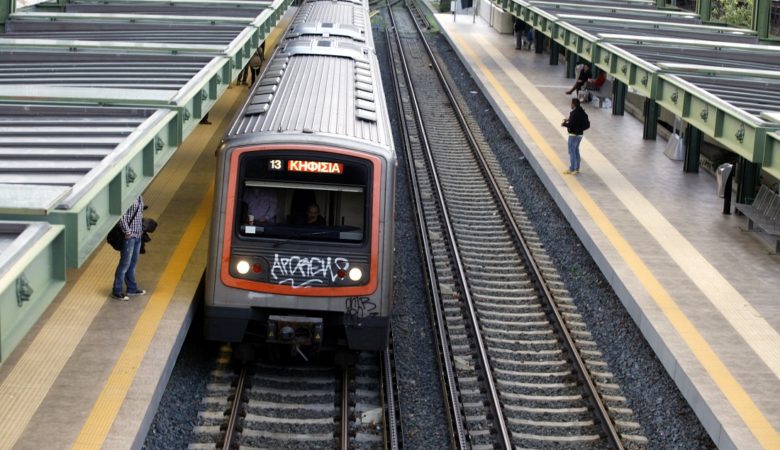 14χρονη μαθήτρια έβαλε τέρμα στη ζωή της πέφτοντας στις γραμμές του τρένου