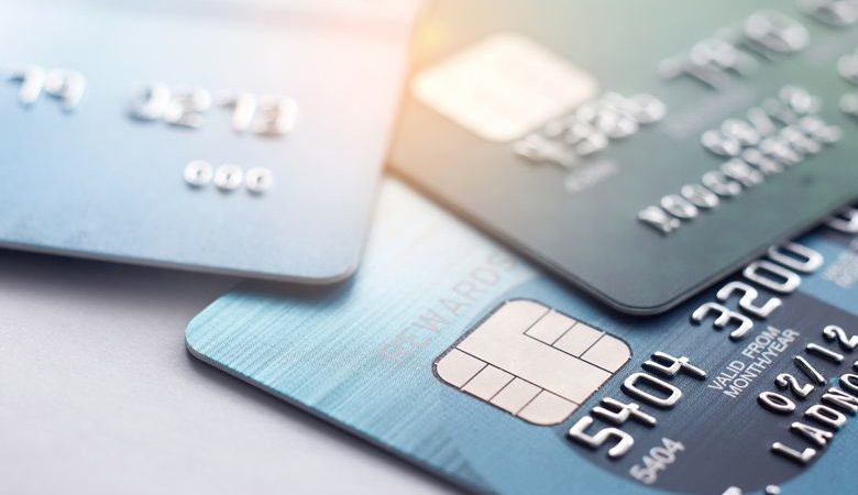 Τι αλλάζει στις συναλλαγές με κάρτες