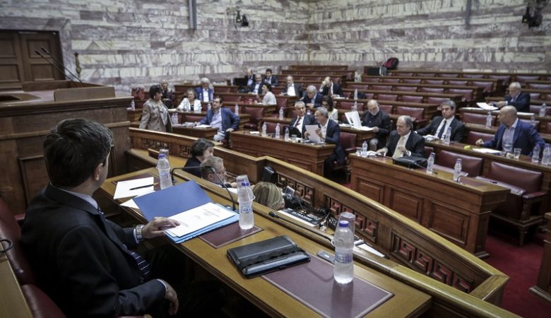Ένταση στην επιτροπή κανονισμών της Βουλής μετά την επιστολή Τσίπρα