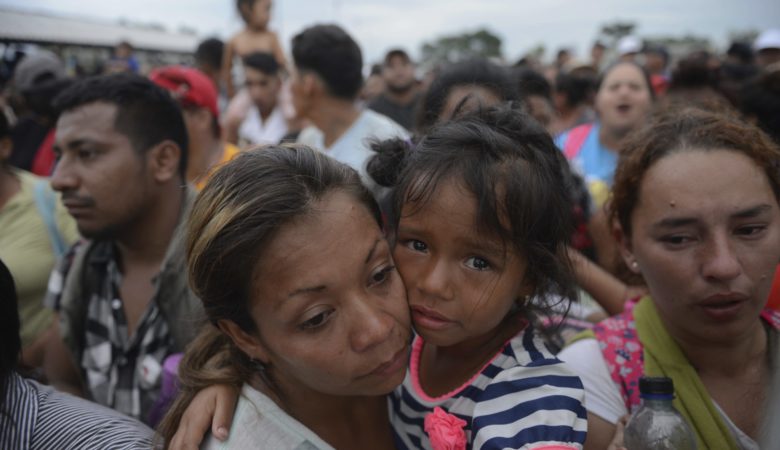 Η κυβέρνηση Μπάιντεν αναστέλλει για 100 ημέρες τις απελάσεις μεταναστών