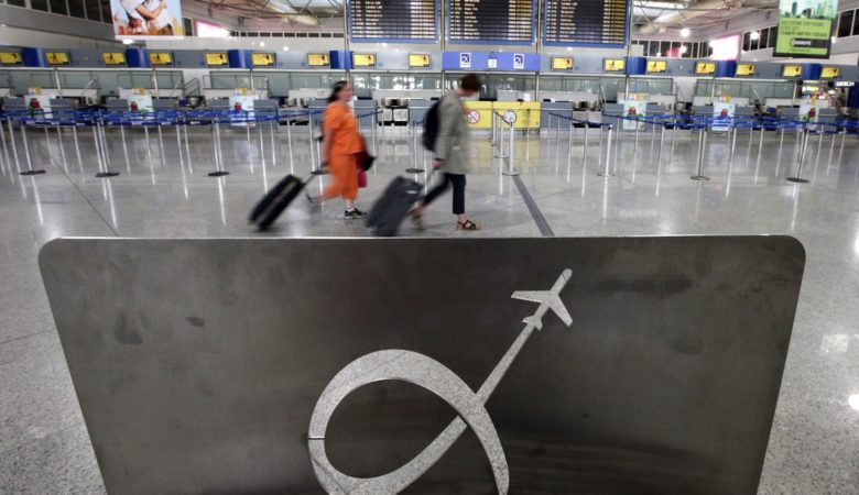 Ιστορικό ρεκόρ για τα ελληνικά αεροδρόμια στο δεκάμηνο