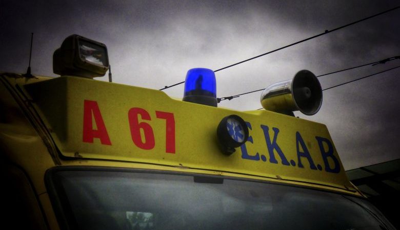 Θεσσαλονίκη: Αυτοκίνητο καρφώθηκε σε κολόνα – Τραυματίστηκε ο οδηγός