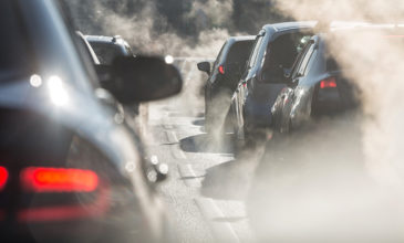 Αυστηρότερους στόχους όσον αφορά τις εκπομπές ρύπων στα αυτοκίνητα θέτει η ΕΕ