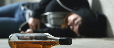 Ανήλικοι έστησαν πάρτι με αλκοόλ στον Μυλοπόταμο – Στο Κέντρο Υγείας με μέθη 16χρονη
