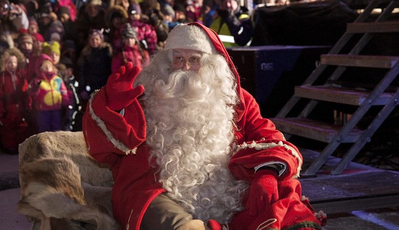 Φάουτσι: Ο Άγιος Βασίλης δεν θα μεταδώσει τον κορονοϊό