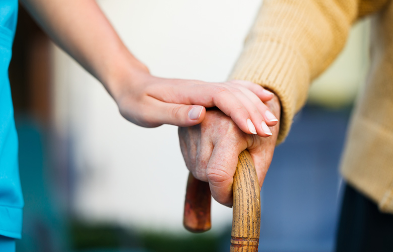 Î ÎÏη ÎÏÏÏιÏγλοÏ
ενÎκÏινε 1 εκαÏ.⬠για Ïο «Îοήθεια ÏÏο ΣÏίÏι»