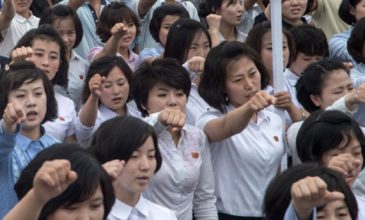 Συχνή η σεξουαλική κακοποίηση γυναικών από αξιωματούχους στη Β. Κορέα