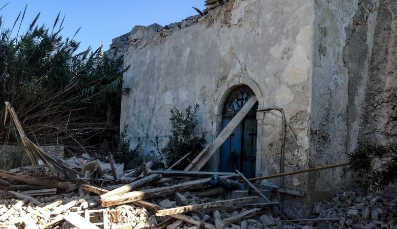 Αυξάνονται τα μη κατοικήσιμα κτίρια στη Ζάκυνθο από τον σεισμό