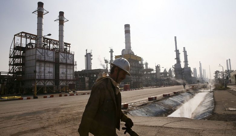 Η Τεχεράνη ανακάλυψε κοίτασμα με 53 δισ. βαρέλια αργού πετρελαίου
