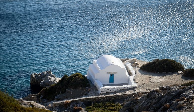 «Η Ελλάδα μεταξύ των χωρών που έχουν “καλές πιθανότητες” να ανοίξουν σύντομα για τουρισμό»