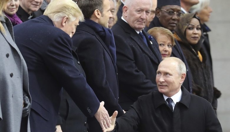 Πούτιν-Τραμπ είχαν μία «καλή» συνομιλία στο Παρίσι