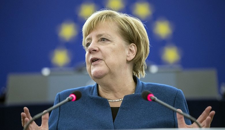 Μέρκελ: Η Ευρώπη πρέπει να αντισταθεί στην ακροδεξιά