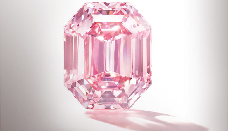 Το σπάνιο διαμάντι «Pink Legacy» βγαίνει στο σφυρί