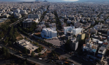 Η μεγάλη ξενοδοχειακή μάχη της Αθήνας επεκτείνεται προς τη θάλασσα
