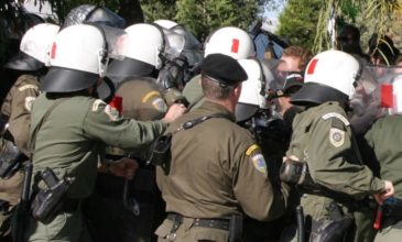 «Καμπάνα» σε αστυνομικό των ΜΑΤ για τραυματισμό διαδηλωτή