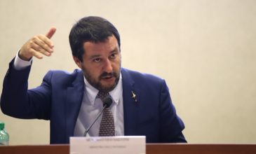 Σαλβίνι: Ενδεχόμενες κυρώσεις κατά της Ιταλίας θα πλήξουν περισσότερο την ΕΕ